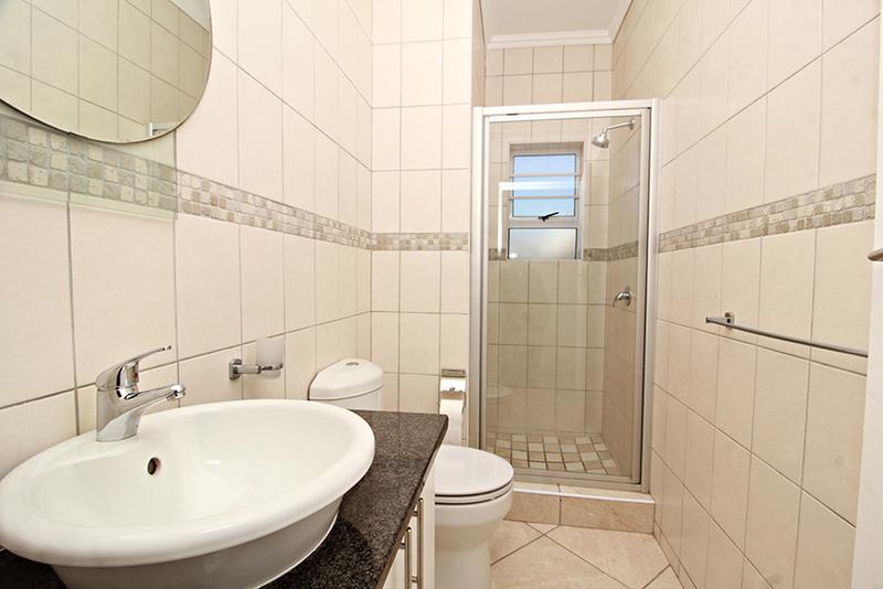 3 Bedroom Property for Sale in Fraaiuitsig Western Cape